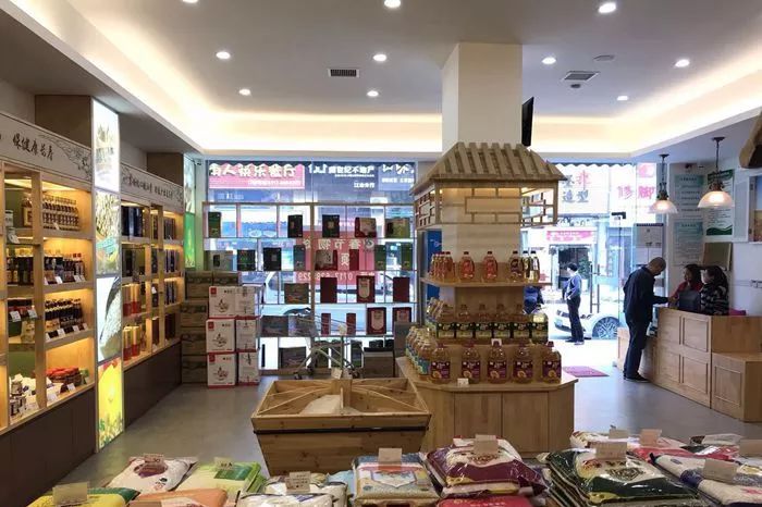 將放心糧油店開到家門口，能否打通放心糧油消費(fèi)的最后一公里？